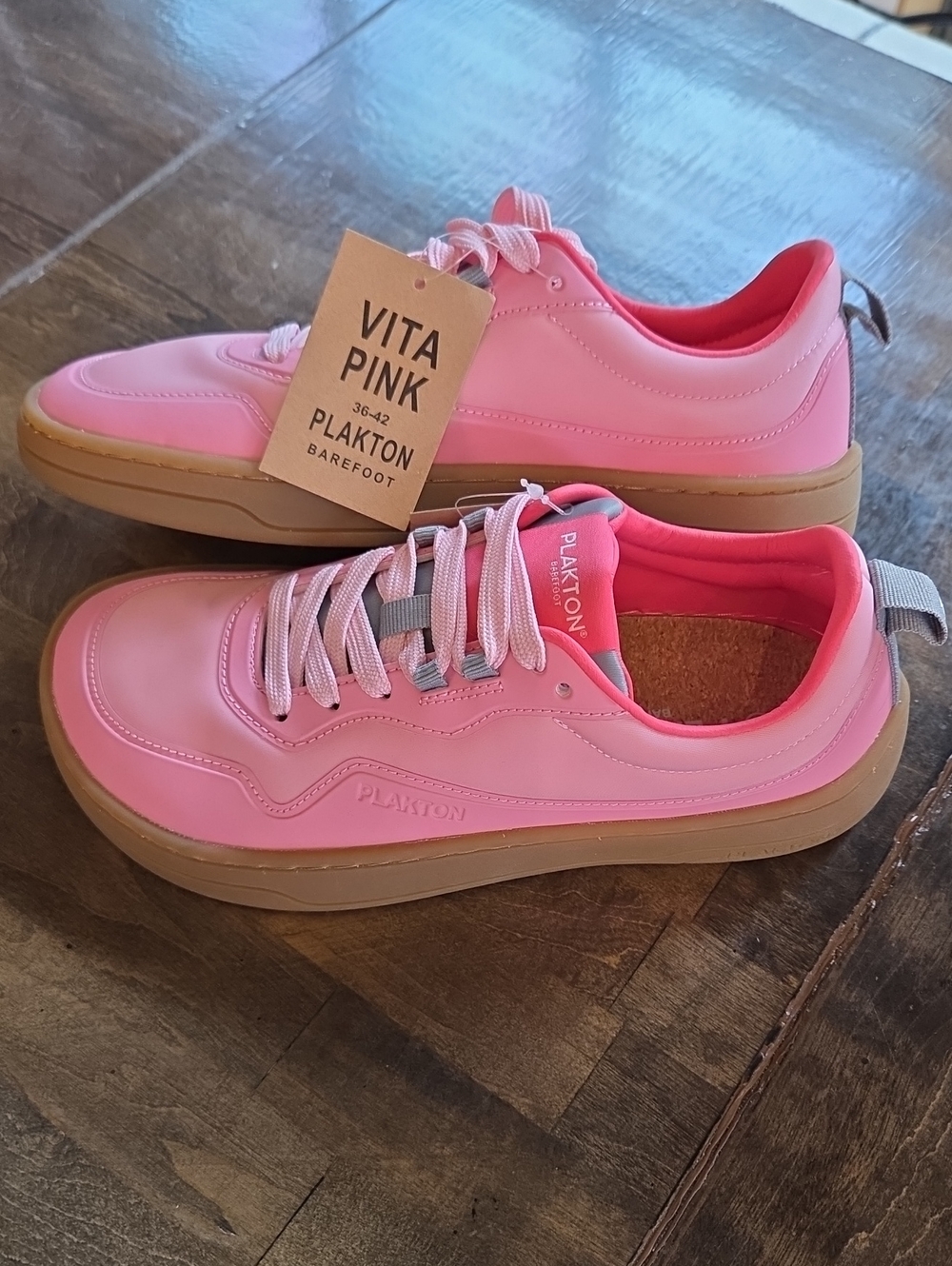 Plakton Sise EU 37 Vita Pink Low-Top Sneakers with Gum Sole NEW With Tags